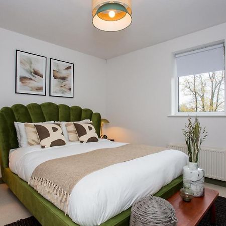 The Sparkford Gardens - Lovely 2Bdr With Balcony London Exteriör bild