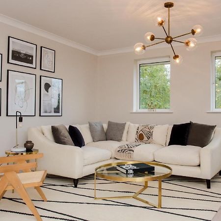 The Sparkford Gardens - Lovely 2Bdr With Balcony London Exteriör bild