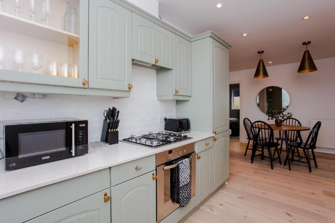 The Sparkford Gardens - Lovely 2Bdr With Balcony London Exteriör bild