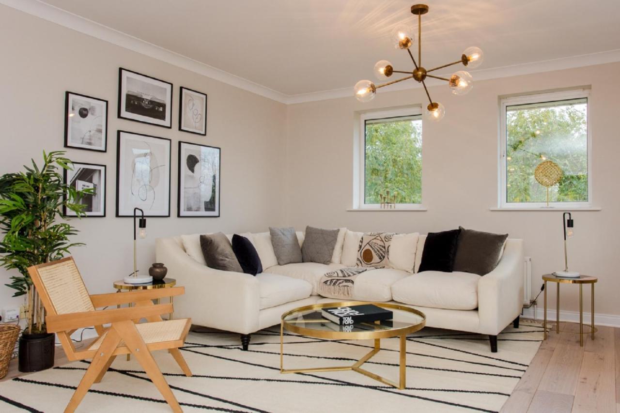 The Sparkford Gardens - Lovely 2Bdr With Balcony London Exteriör bild