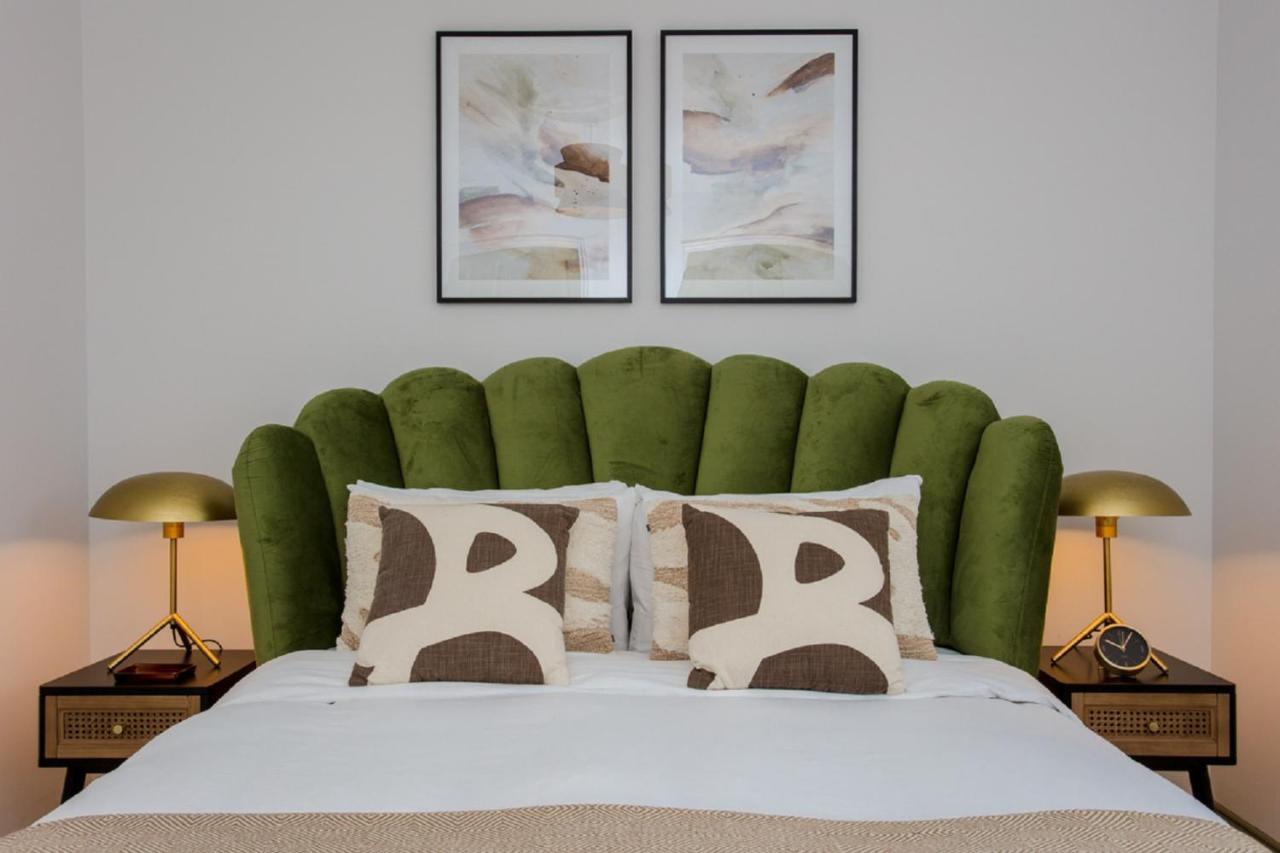 The Sparkford Gardens - Lovely 2Bdr With Balcony London Exteriör bild